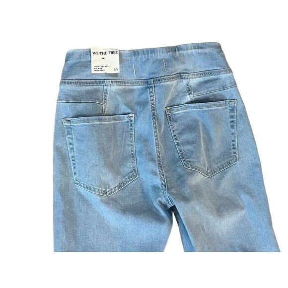 We The Free People Ladies XS Light Blue Jeans Pull On 25 x 27 Bootcut - Picture 3 of 5
